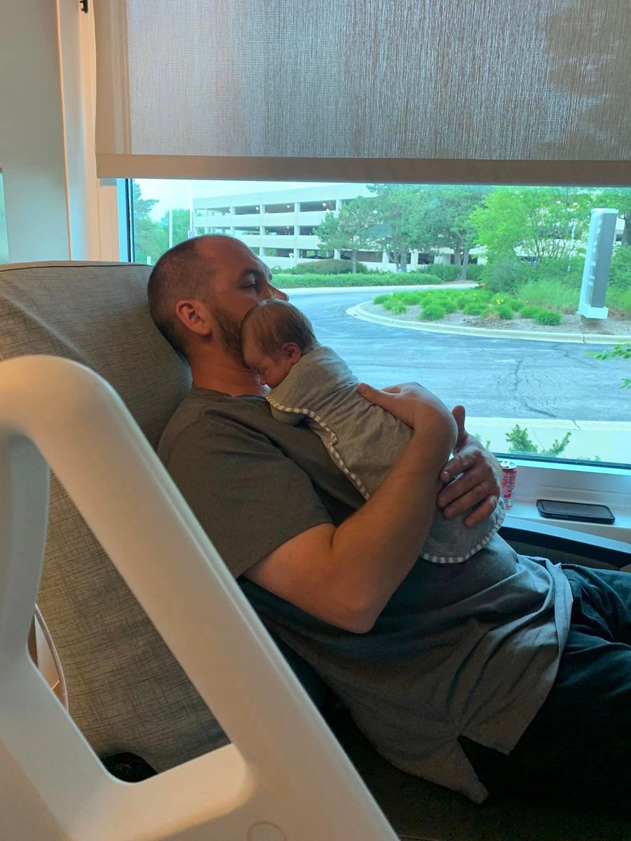 mohwkfoundation's tweet image. Very early this morning we welcomed our 3rd little boy into the world. 6/13/23. 6lbs 11oz. 20in. 12:41am. Mama and Hayden are doing great. We are all in love. 💙💙💙 #newbaby #boymom #ohboy