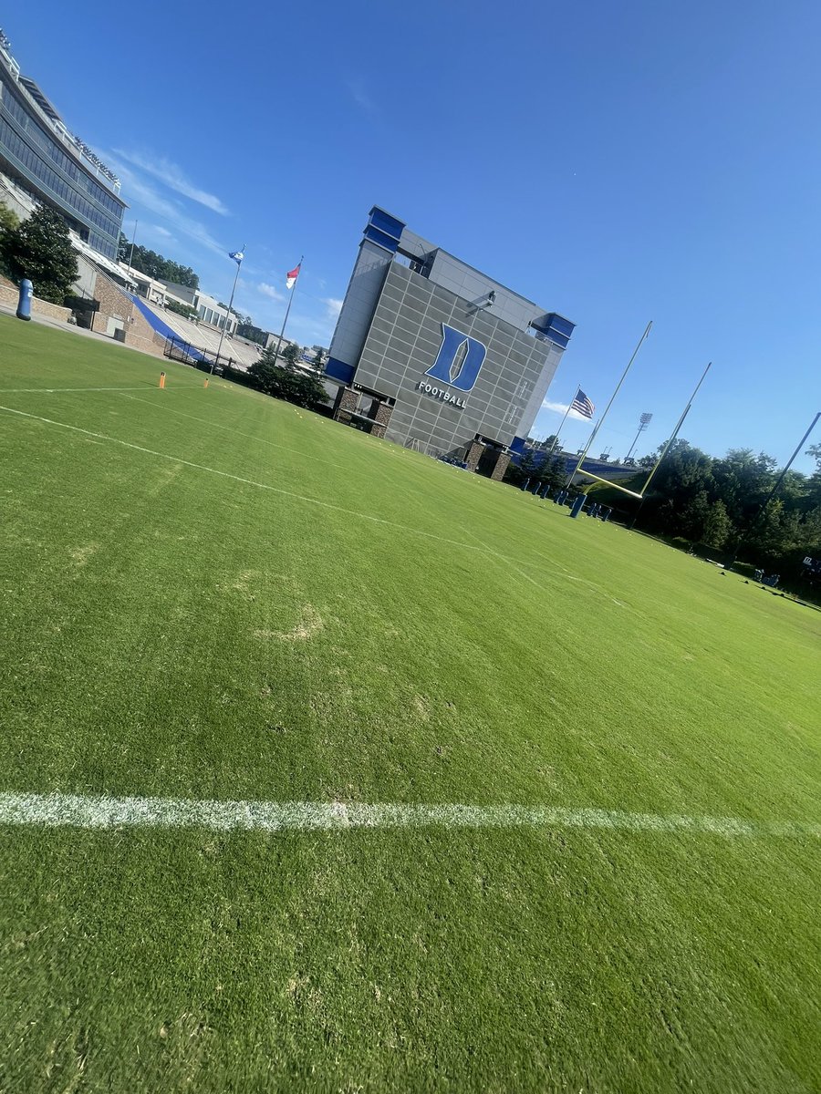 GravesNilan's tweet photo. had great time competing at duke 7on💙🖤 @RagsdaleFBTeam @DUFBRecruit https://t.co/DVYmq6qKiX