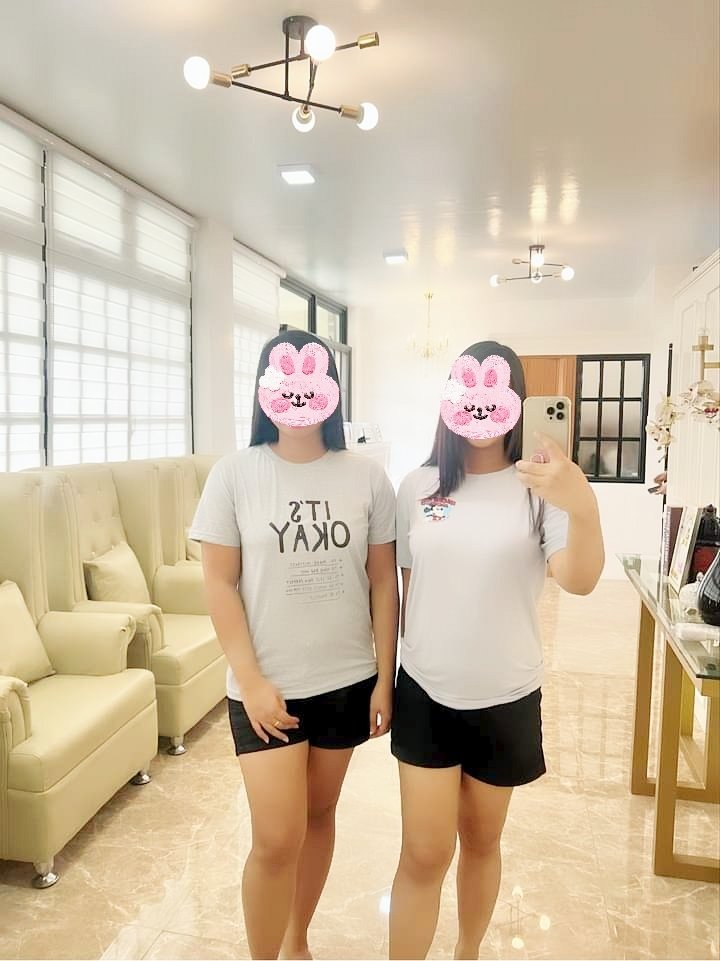 เจอคู่ที่ชอบคล้ายๆกันก็ไปกันยาว อย่างพี่คู่ปทุม ออกไม่แลกกับคู่ผมมา3ครั้งแล้ว ต่างฝ่ายต่างเล้าโลมคู่ของอีกฝั่ง เริ่มจากการพูดคุย นัดเจอ ไม่รีบร้อน ค่อยๆไป ให้ฝ่ายหญิงสร้างความคุ้นเคยต่อกันและกัน
จนเราคุยกันว่า ลองแลกดูไหม ให้ฝ่ายหญิงแต่ละฝั่งปิดตา แล้วค่อยเปิด บันเทิงเลยครับทีนี้