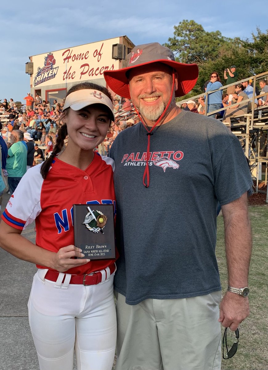 Thank you ⁦⁦<a href="/momtorileybeth/">Lisa Brown</a>⁩ and dad Ricky and ⁦<a href="/riley_brown99/">Riley Brown</a>⁩ you have represented our Program with class, love ya 10! #Allstar #Ourway