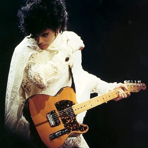 #WakeUP #NowPlaying Prince - When Doves Cry on is.gd/nHrGZQ <a href="/prince/">Prince</a>