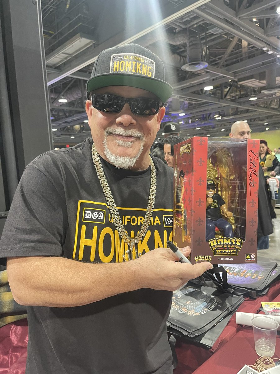 Locs_2_Bri tweet media