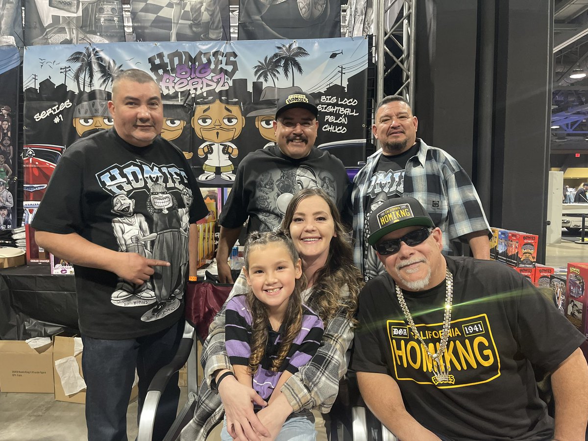 Locs_2_Bri tweet media