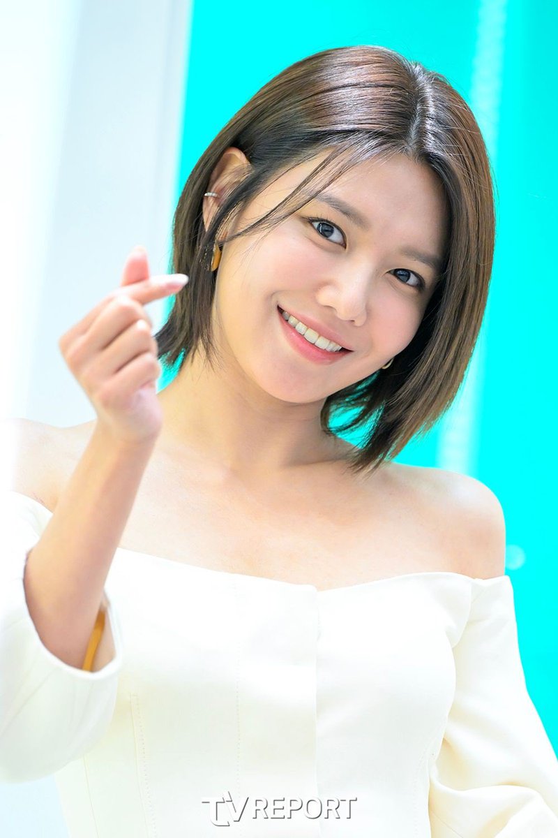 SNSD_0805's tweet photo. 230614 마제스티골프 THE STAGE 팝업 최수영 https://t.co/NtjQsmLQk5