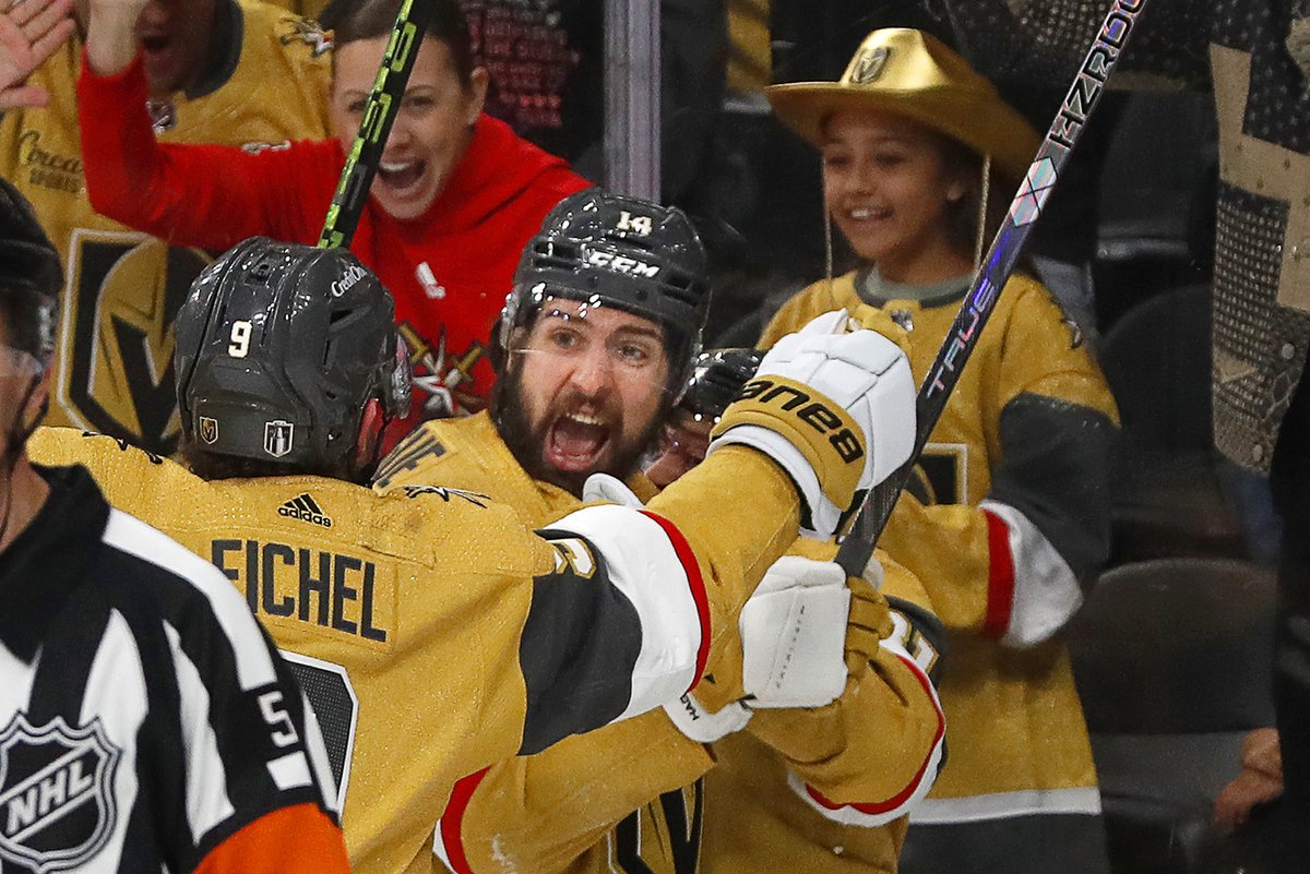 Too sweet!! Behold the sights of a Golden Knights Stanley Cup victory in Las Vegas!
lasvegassun.com/photos/galleri…