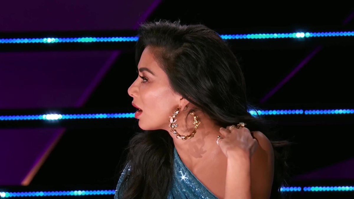 OoCMaskedSinger's tweet photo. #themaskedsinger https://t.co/cAd1chxpBY