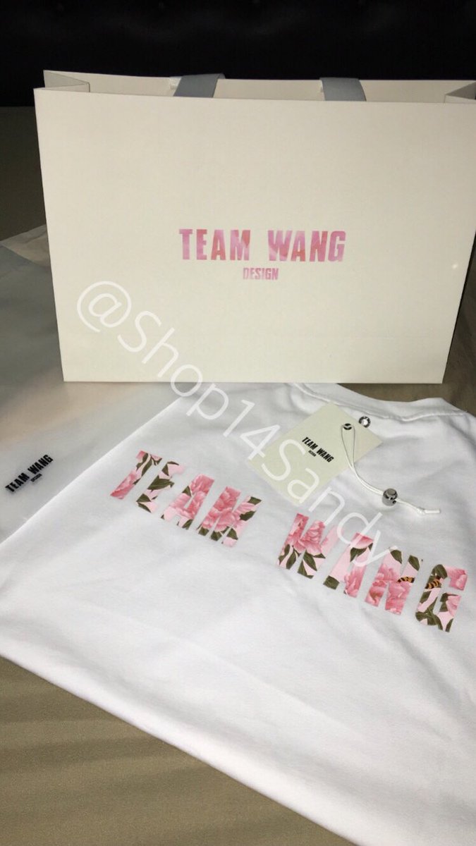 📌ปล่อยเสื้อ TEAM WANG Mudance
SIZE : 1 
💵6,250
📮ส่งฟรี
พร้อมถุงกระดาษสีขาว  มือ1 สภาพ100% พร้อมโอนมีส่วนลดให้ นัดรับแนวBTSได้สนใจDMได้เลยค่ะ 
#ตลาดนัดอากาเซ #ตลาดนัดอากาเซ่ #ตลาดนัดgot7 #ขายของสะสมกัซ #TEAMWANG #TEAMWANGCOOKIES #TEAMWANGdesign #GOT7 #JacksonWang #MUDANCE