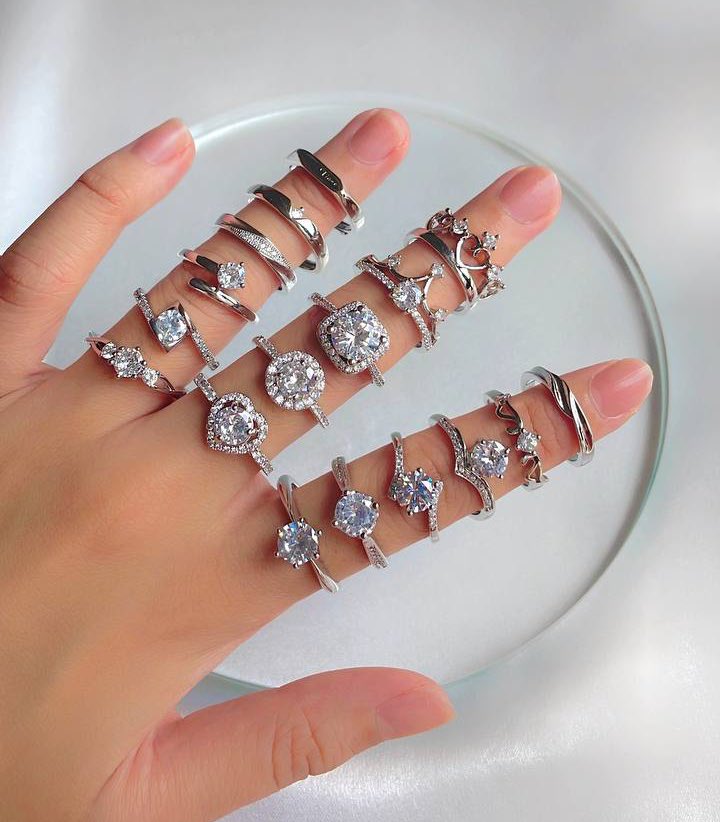 raudhahbungaa's tweet photo. spoil yourself with this pretty S925 ring 💍 

RM18 • waterproof https://t.co/oSTVA1Ovoh