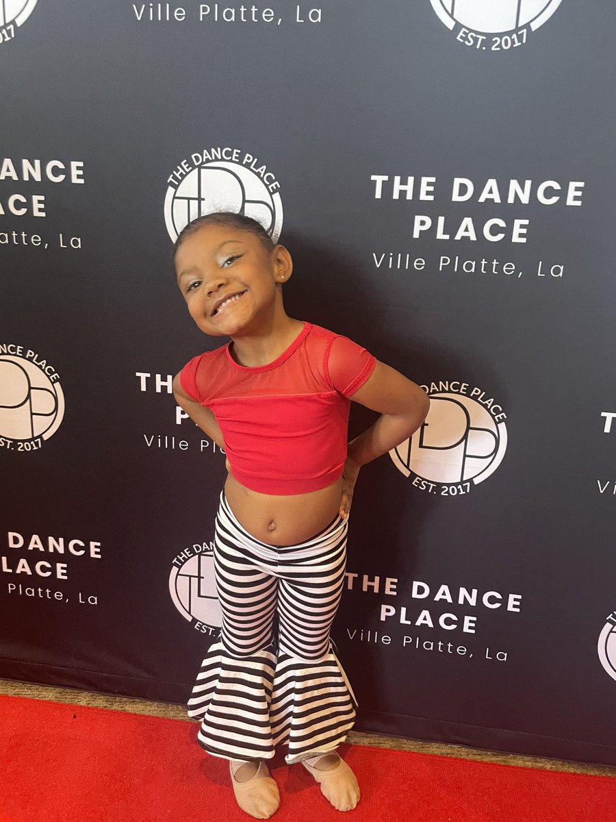 akeilamilian's tweet photo. Happy 4th birthday to my Lala bug🥳🥹🫶🏽🩷Thank you for being the light of mama’s life. https://t.co/OP2vUnqy20