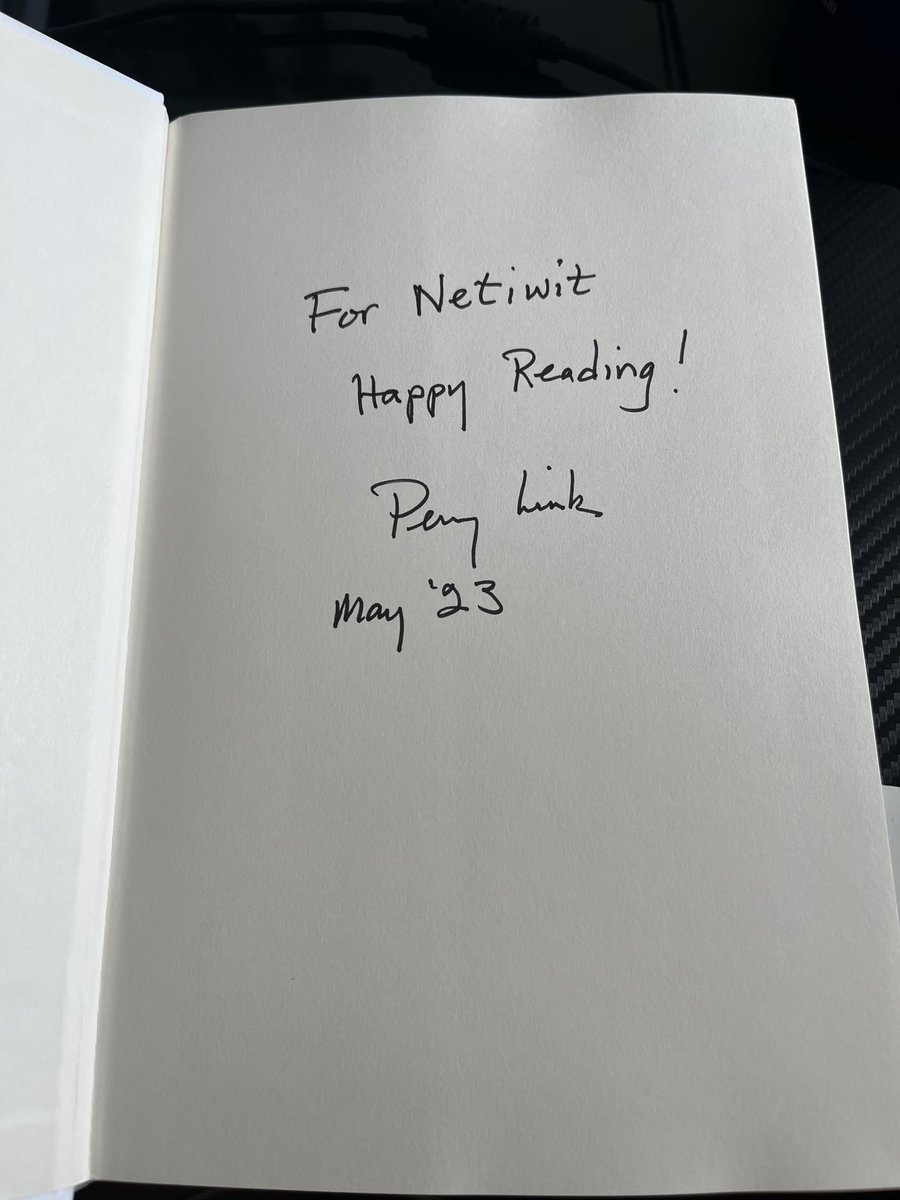 Grateful to receive the new book 'I Have No Enemies' from Prof.Perry Link. Prof. Link has always been kind and encouraging towards me. Excited to delve into Liu Xiaobo's life and explore Chinese intellectual circles of his time. With blurbs from @sebastianveghk @SophieHRW &Ha Jin