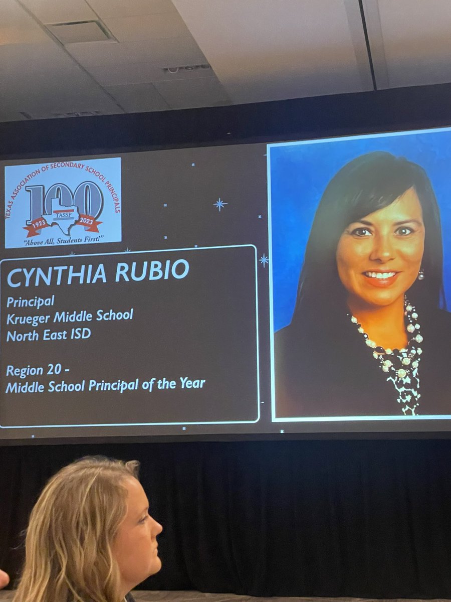 Todd Bloomer tweet media