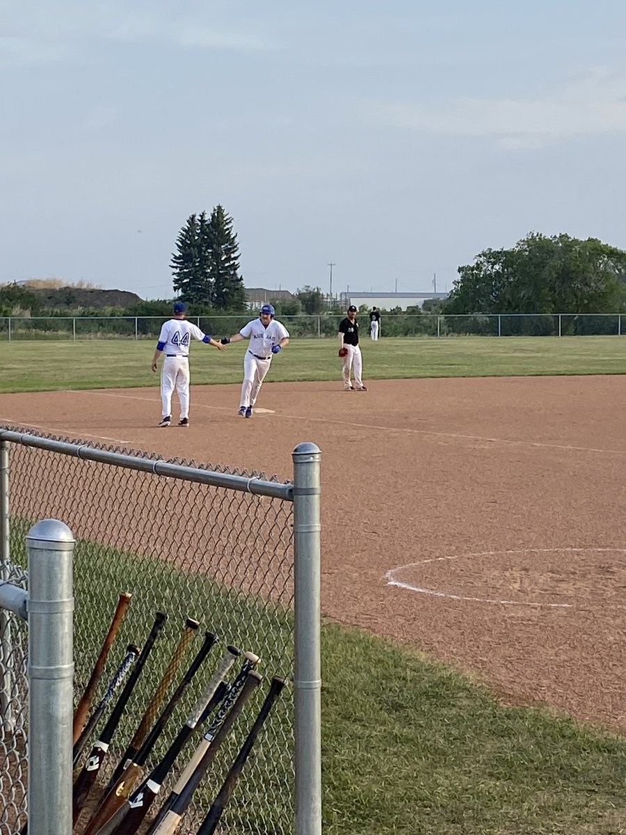 Vegreville’s <a href="/ZakLang21/">Zak Lang</a> gets some love as he rounds third after one of his three dingers on the night. The Zak Attack’s big night at the dish propelled the <a href="/VegrevilleJays/">Vegreville Blue Jays</a> to a 13-8 win over Battle River. #GoodbyeBaseball #GoJays
