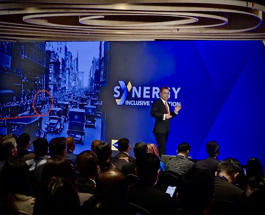 It’s been a great pleasure keynoting at #SYNERGY2023 in #KualaLumpur today. Thanks to Yinson for inviting me to #Malaysia! 🇲🇾 🙏🏼 #cleandisruption 🌏