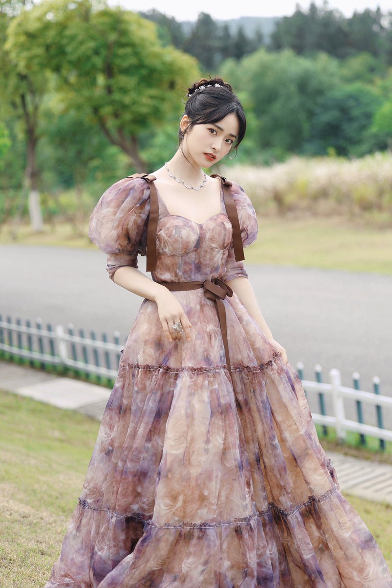 My princess 💛

#ShenYue #沈月