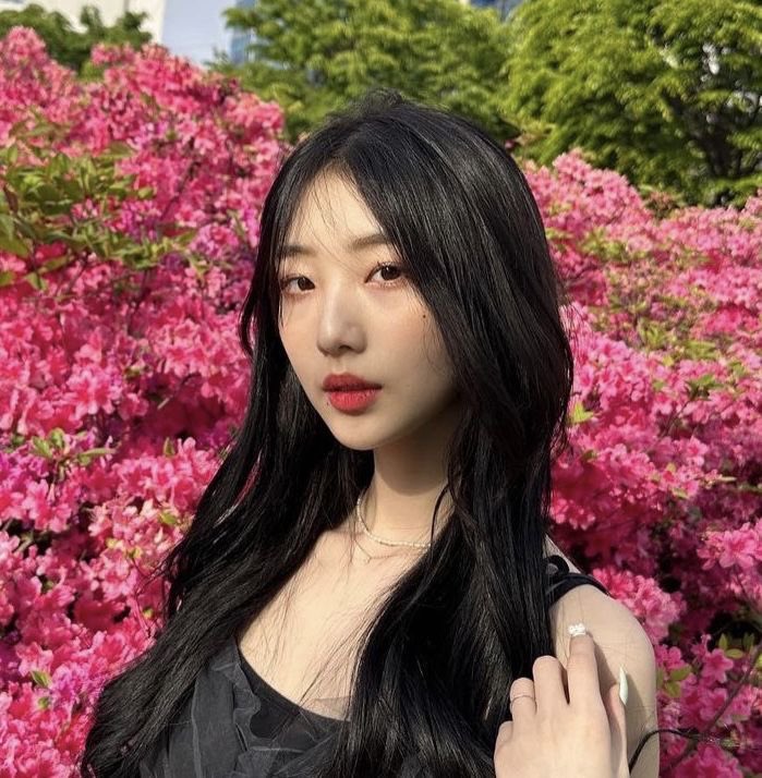 Yeojin                                      also Yeojin