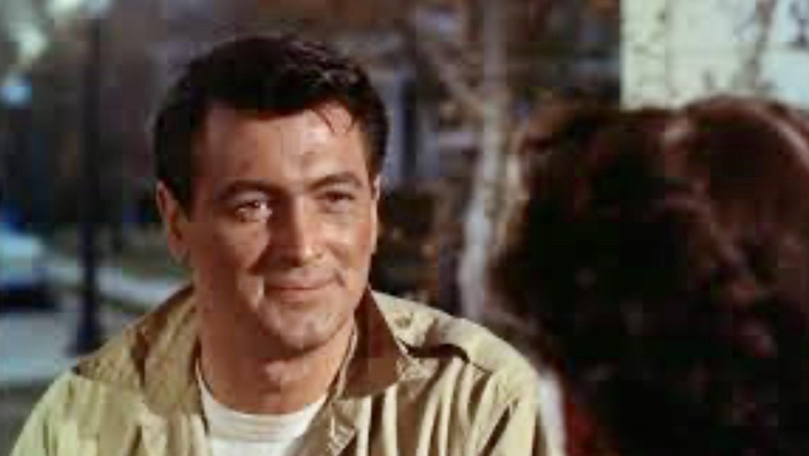 I went to the NYC TriBeCa Film Festival screening last night of the new documentary, “ROCK HUDSON: ALL THAT HEAVEN ALLOWED.” 
[   m.imdb.com/title/tt135146…  ]

I enjoyed the film very much. It was wonderful seeing Hudson up there on the big screen. 1/

#RockHudson