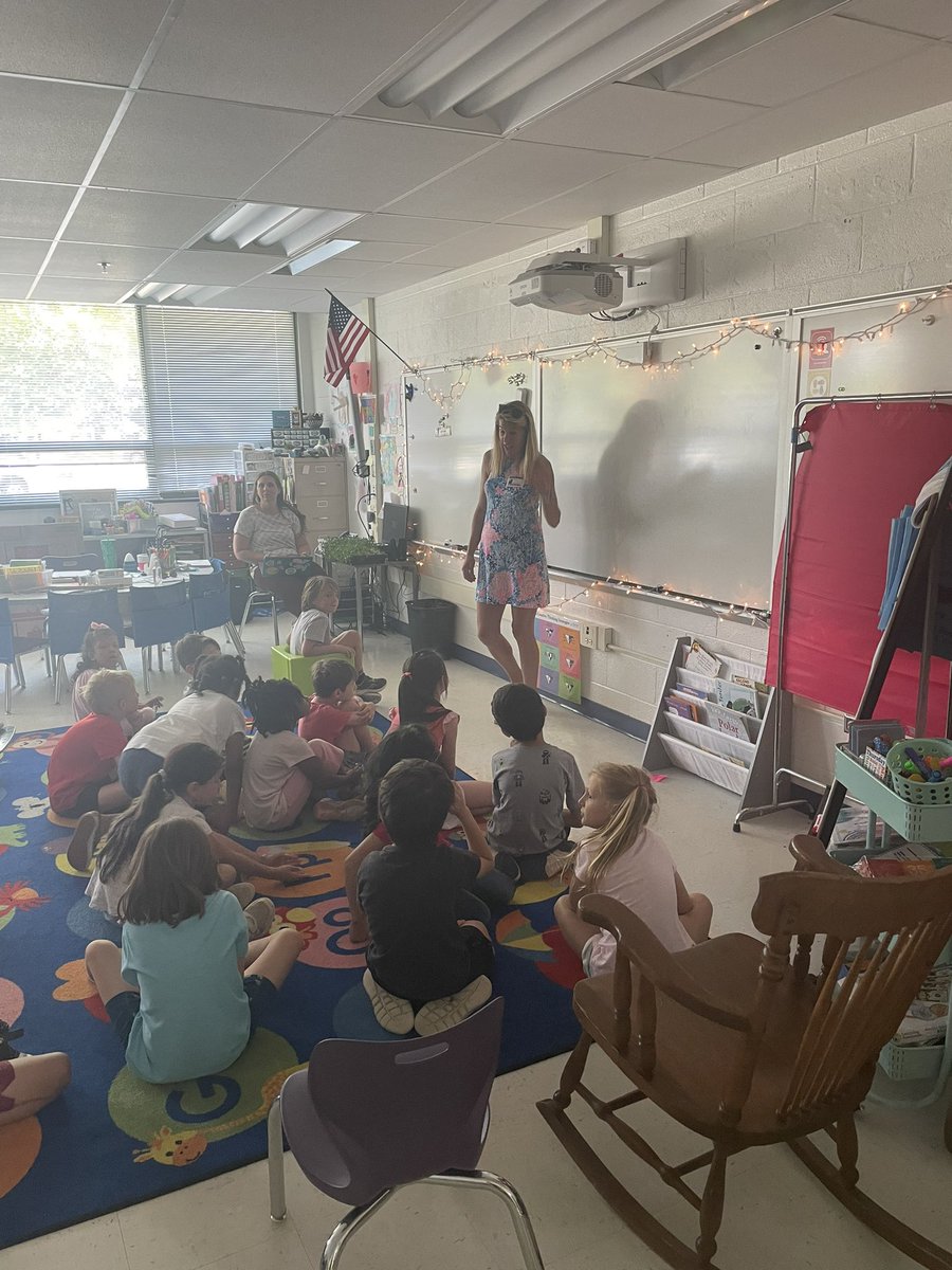 Ms. Shaker & Ms. Roop tweet media