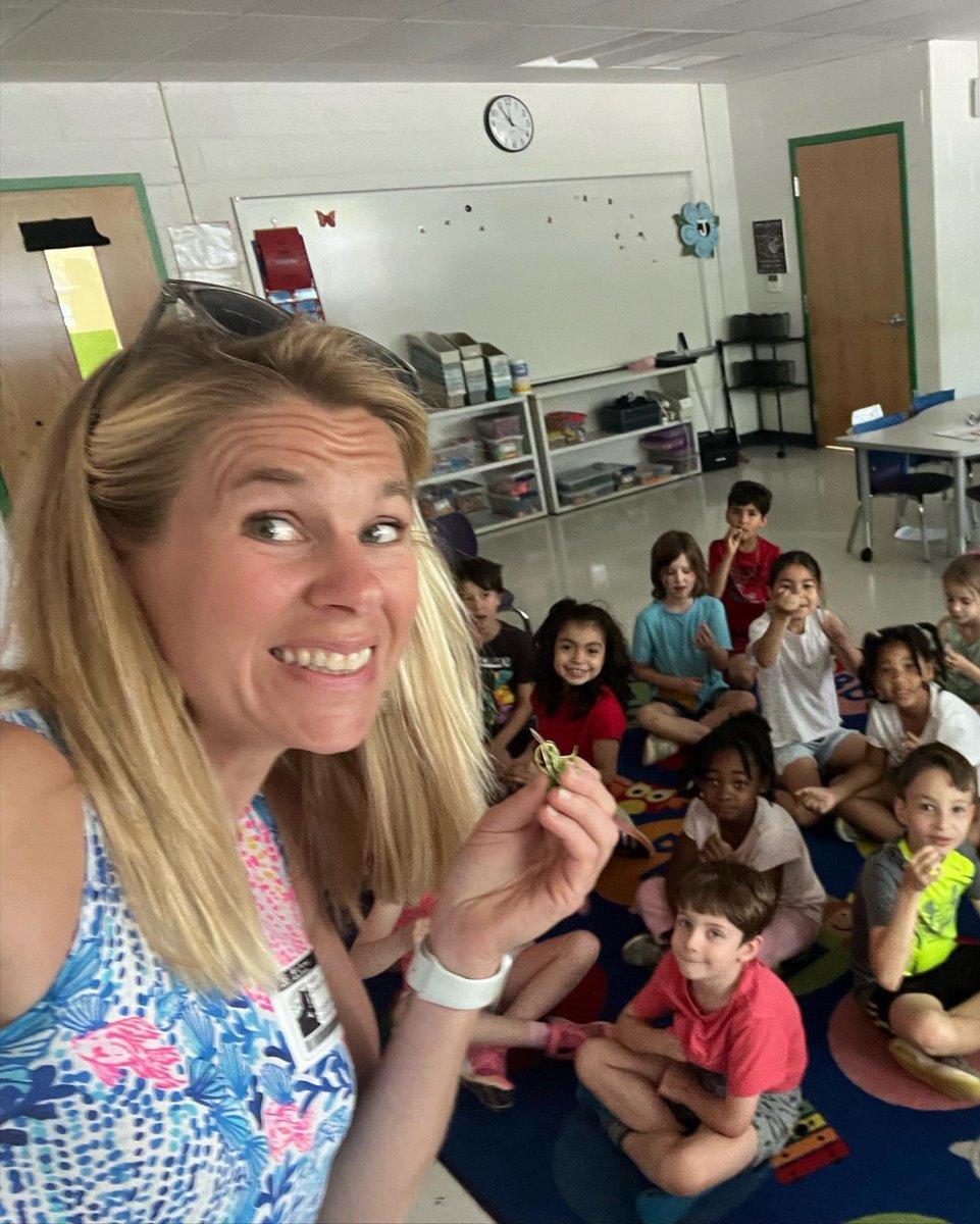 Ms. Shaker & Ms. Roop tweet media