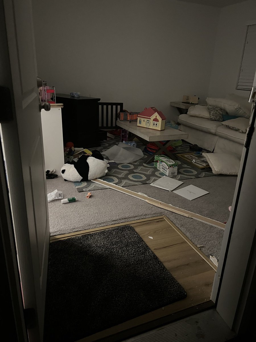 AshleyMoser's tweet photo. “The last 48 hours has been the hardest 48 hours of our families lives.”

A warning from a Lehi family tonight after their car was broken into leading to a crime spree across the valley…resulting in thousand of dollars of items stolen or damaged. Full story at 10:00 
@KSL5TV https://t.co/T2X2H7PWmX