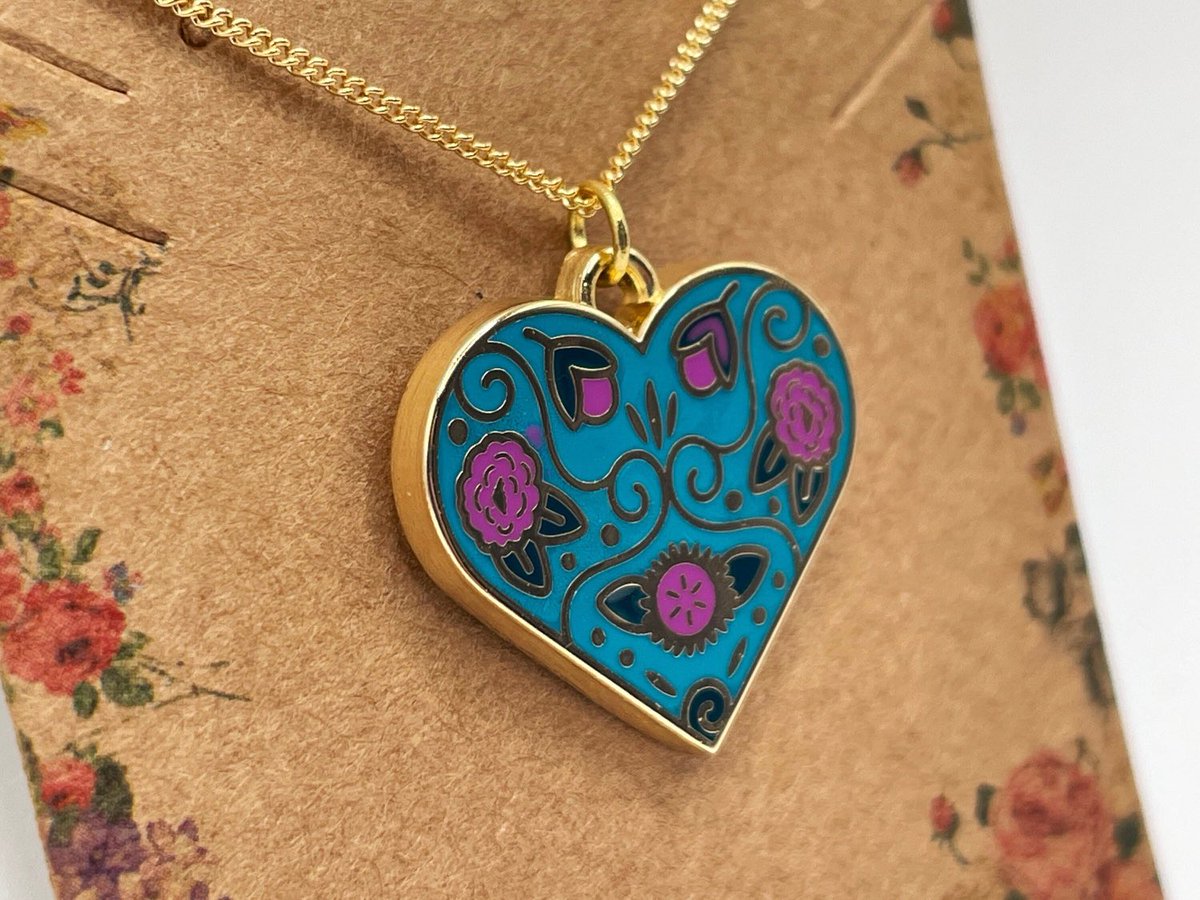 14 kt Gold Filled #HeartNecklace for Sale at Peaceful Me Design #shopsmall #EtsyShop etsy.com/listing/116821…