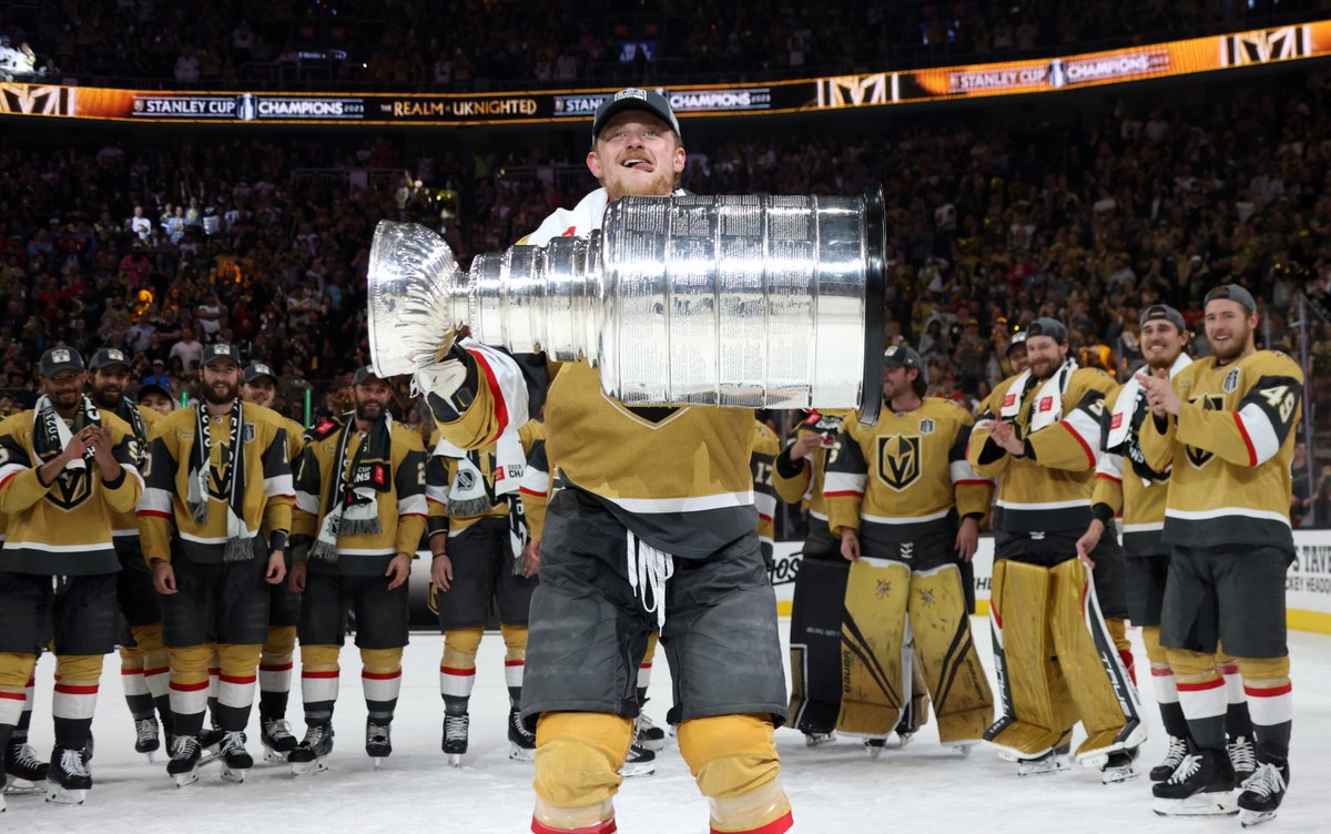 NHL tweet media