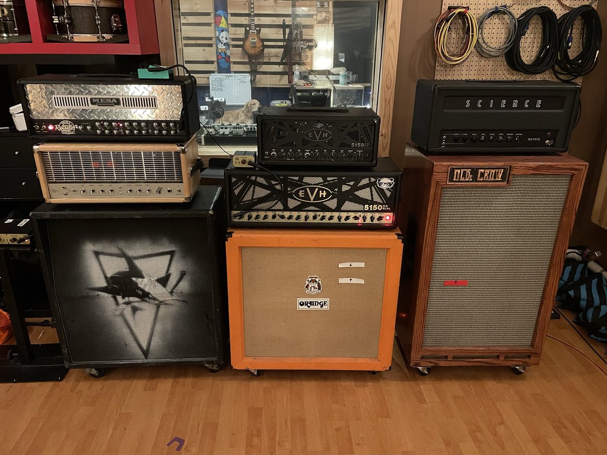 Sunami Lp streaming now!

stoked on how this sounds. 
shoutout maxon st9 pro plus making any amp sound beast.