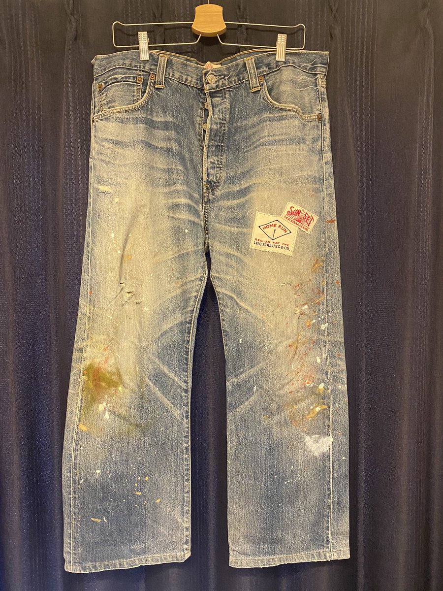 bishop20100210's tweet photo. 『501』👖150周年アニバーサリーイベントでペイントカスタマズした501やっと引き取り…
こうやって見るともっと大胆にペイントすれば良かったな〜と思った!!
しかしアーカイブパッチとスレーキパッチがメモリアルで良い😃
#Levis #150YearsInTheMaking #501experience #カスタマイズ #ペイント https://t.co/4FhBD8ThWE