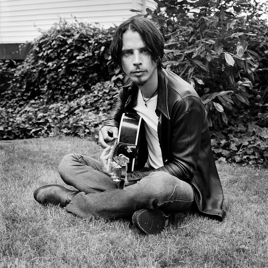 Chris Cornell in San Francisco, 1999. Photo by Jay Blakesberg.