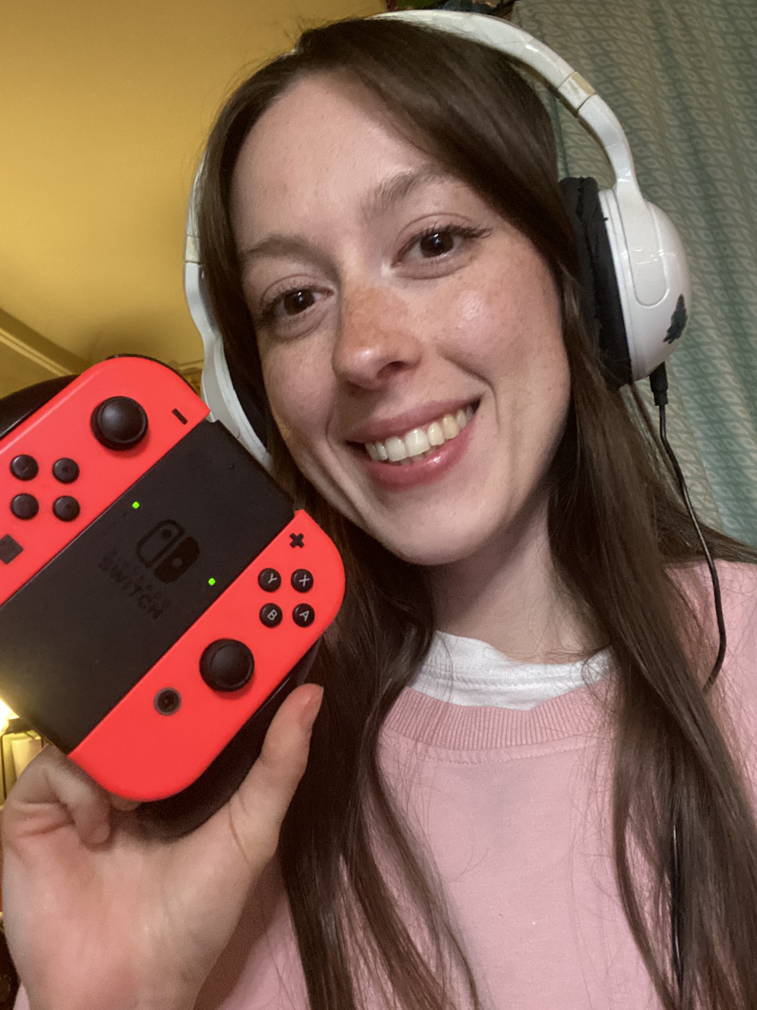 Bigeyesxo ⭐️ Cam model ⭐️ Musician ⭐️ on Twitter: "twitch tiiimee https