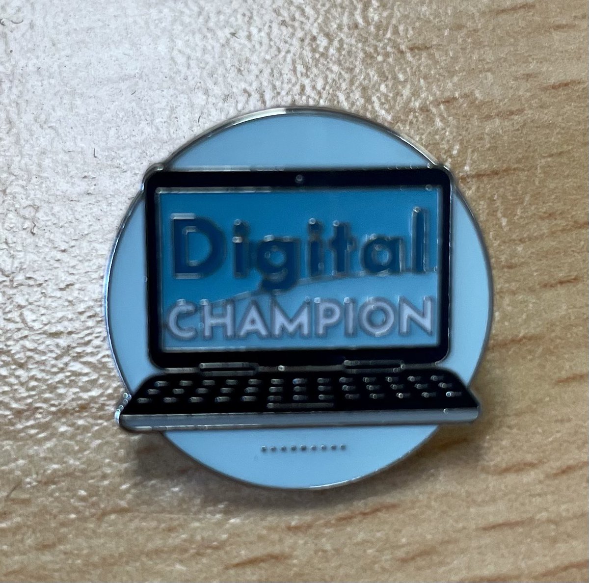 Run done ✅ 
Cakes iced ✅
Badges ready ✅
Nosecco chilling 🥂
Feels like a great day to launch Digital Champions! 
#DigitalChampions 
#LetsGetDigital
#DigitalNurses
#DigitalMidwives
#DigitalAHPs
#DigitalEveryone 
@SONHStrust