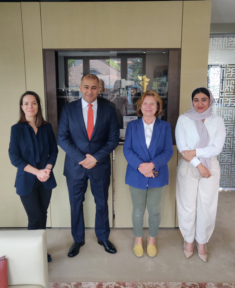 uaeinvienna's tweet image. Amb Hamad Alkaabi met  today with Dr Edith Schlaffer, founder &amp;amp; chair of @WwB_SAVE  &amp;amp; Ms Laura Kropiunigg, executive director, to discuss  cooperation opportunities in the areas of combating  extremism &amp;amp; empowering women