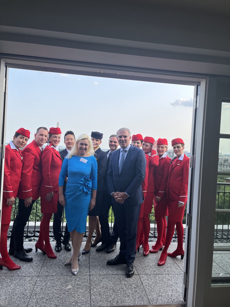 Petra Schneebauer tweet media