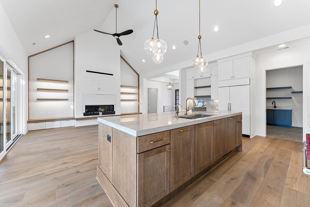 PhotosMayy's tweet photo. #raleighrealestate #nclistings #raleighrealtors #listingphotographer #listingphotography #realestatephotographer #realestatephotography #homedesign #interiordesign https://t.co/zoH6HKMYtS