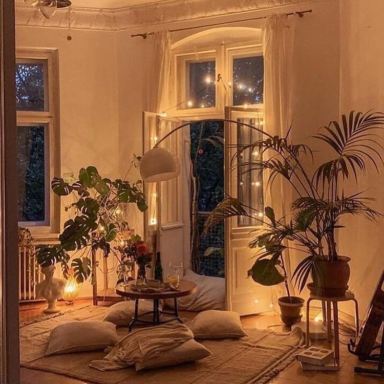 Loving the energy of this room ☺️💕 What do you think?
.
.
.
.
.
#yogalife #roomdecor #hippiestyle #relaxtime #zen #mandala #freemind #freespirit #yoga #mandalas #nature #meditation #buddha #buddhism #mindfulness #yogagram #yogaeverydamnday #bohodecor #spiritual #spirituality