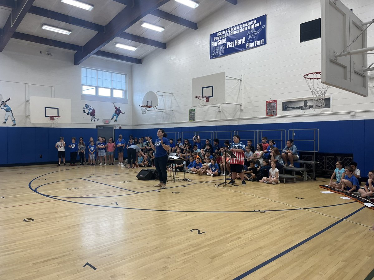 Yesterday I got to see <a href="/MrsMadMusic/">Mrs. Madison</a> and the 4th graders for their school day performance! What a wonderful performance! <a href="/Carmelschools/">Carmel Central School District</a> <a href="/Kent_Elementary/">Kent_Elementary</a>