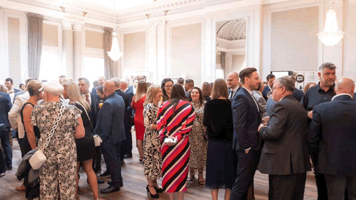 coinadrink's tweet image. We were at the prestigious Da Vere Grand Connaught Rooms in London this time last week for an equally prestigious occasion: The Vendies Awards 2023! 

Read our article online...

bit.ly/42unz7m

#vendingoperator #awardsceremony #vendingindustry #teamwork #winners
