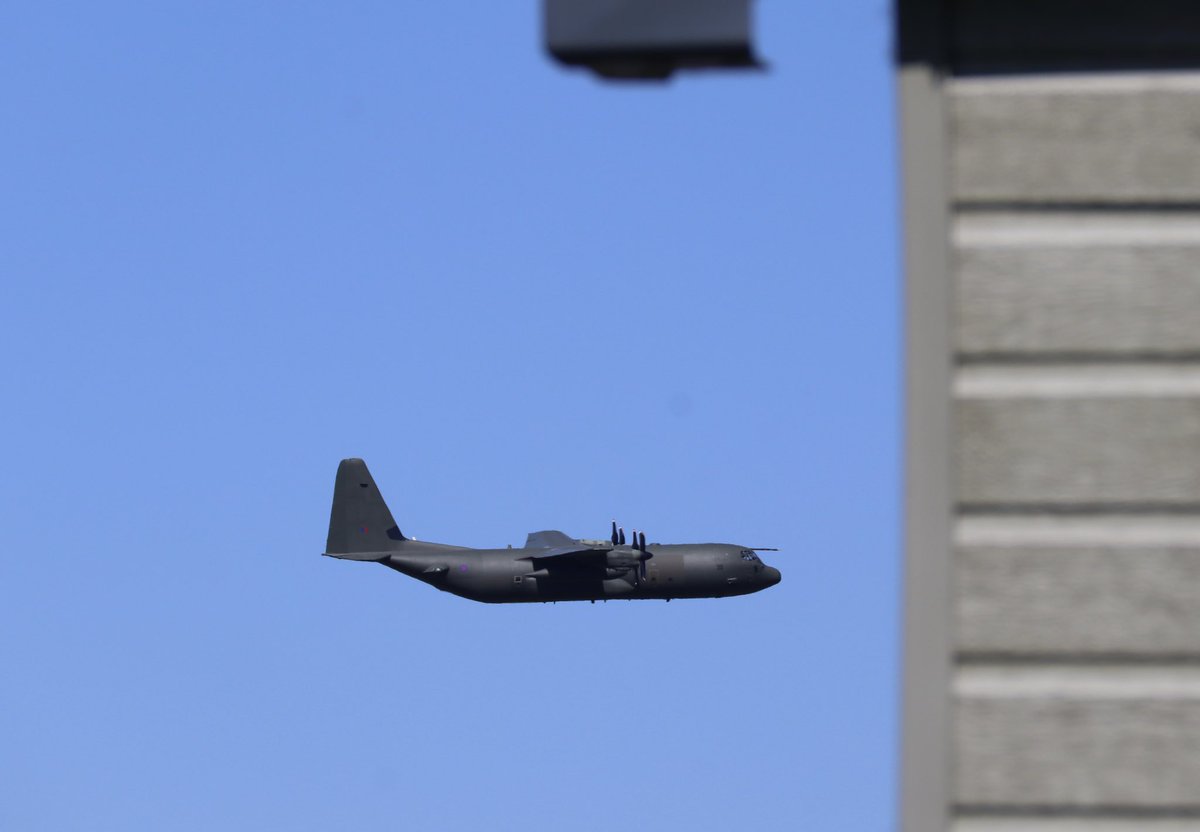 and there they go… #hercules  @RAFBrizeNorton #machloop #dyfivalley You’ll be missed