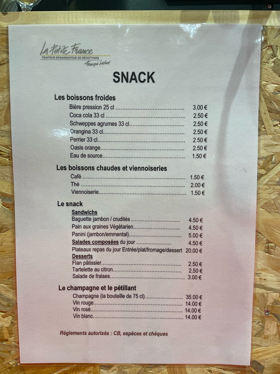 SalonAchatP's tweet photo. Le restaurant du salon 👉🏼 La Petite France, vous accueille pour vous faire déguster de bons petits plats 🥗🥘🍹😉 https://t.co/6H3hWRdnOt
