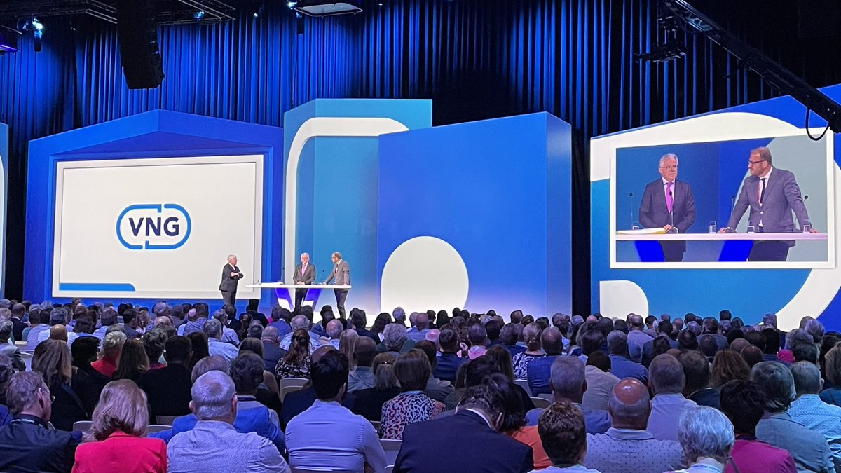 𝗝𝗼𝗿𝗶𝗸 𝗛𝘂𝗶𝘇𝗶𝗻𝗴𝗮 tweet media