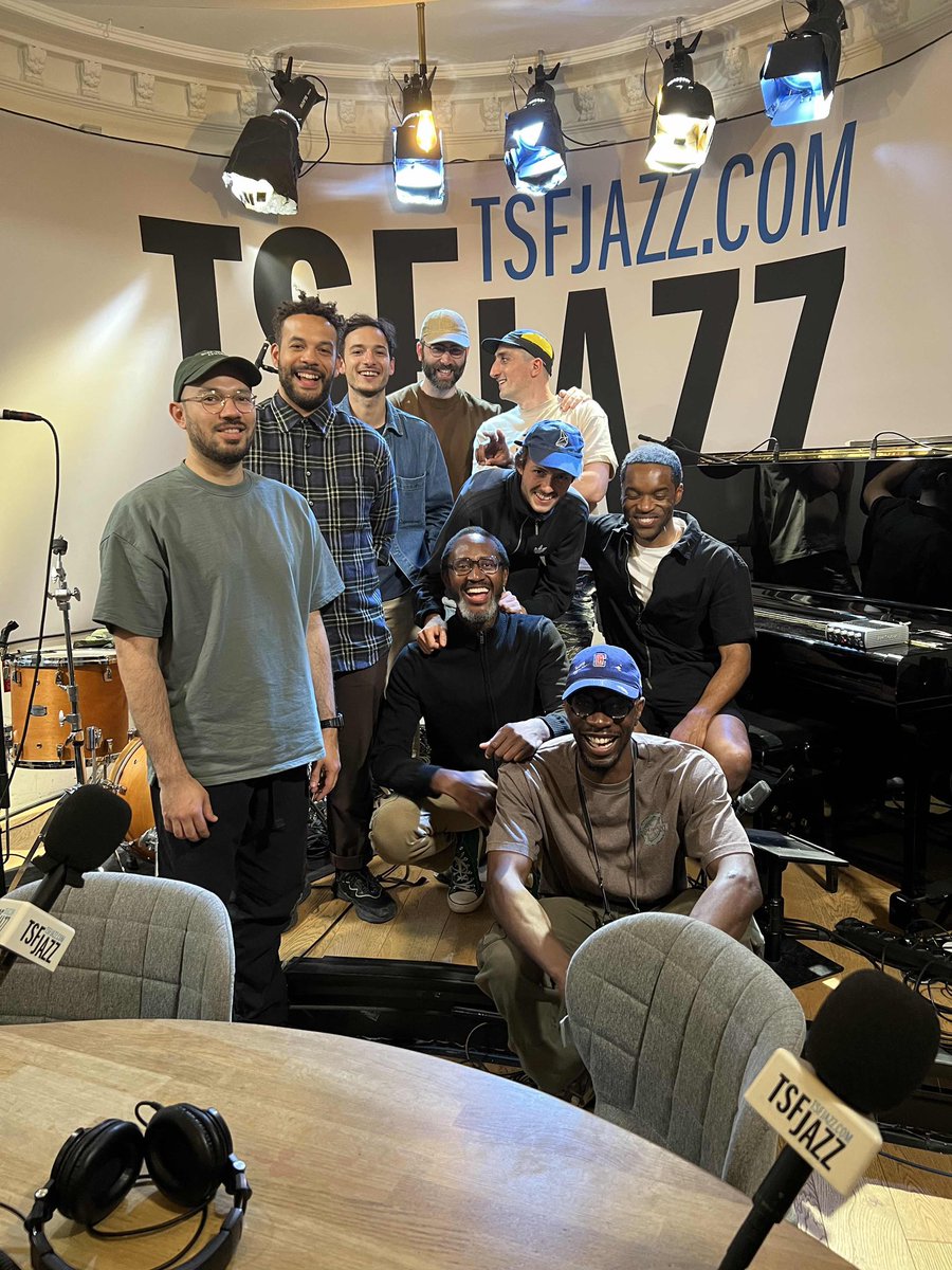 Retrouvez nous dans l’émission Mixtape de <a href="/RadioTSFJAZZ/">TSFJAZZ</a> avec Sébastien Doviane pour une interview et une live session où on joue en exclusivité notre titre « Ya Quoi ». Gros shout out à toute l’équipe de TSF Jazz pour l’accueil 💎

tsfjazz.com/programmes/Mix…