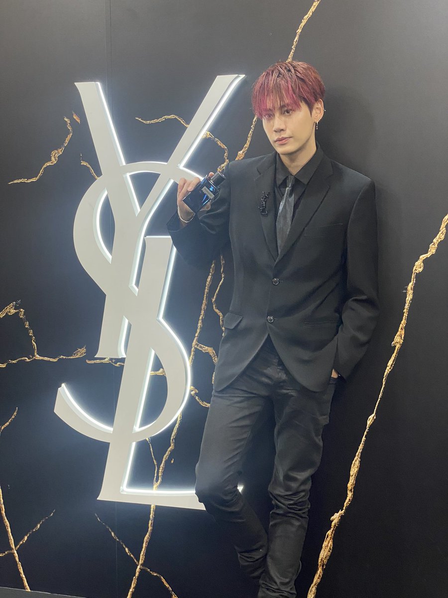 wabisabiTH's tweet photo. หล่อมาก จบ #YSLBeautyth https://t.co/u3SBKJwBrg