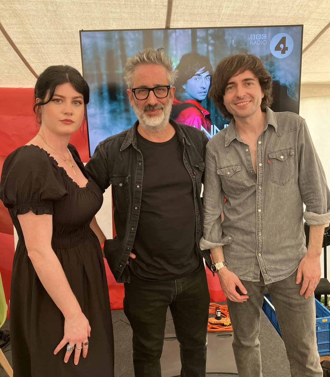 Danny Robins tweet media