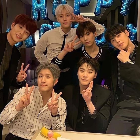 bobahyukie_'s tweet photo. bring my family back https://t.co/t13a602tvo
