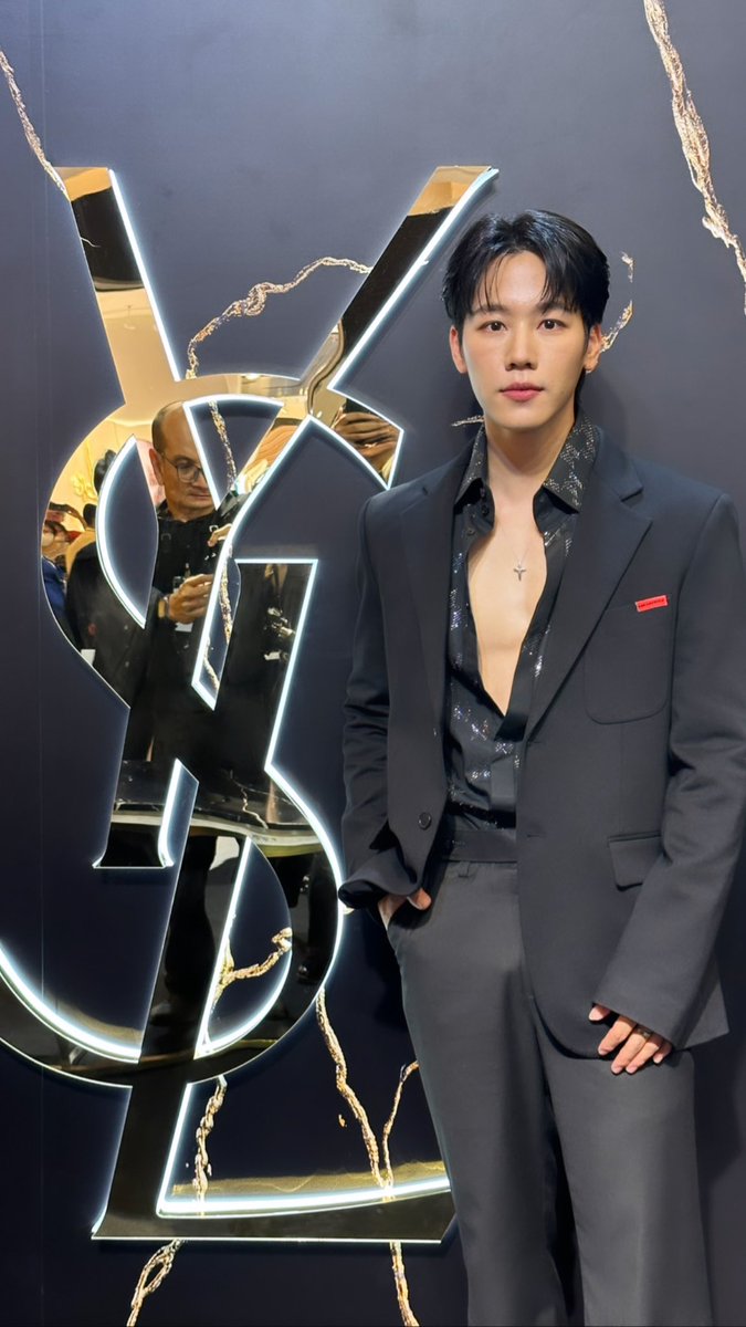 argentis_th's tweet photo. ✨

#YSLBeautyTHxWAR
#freedomdoesntwait #yslbeautyth https://t.co/CMEkgSOg0Y