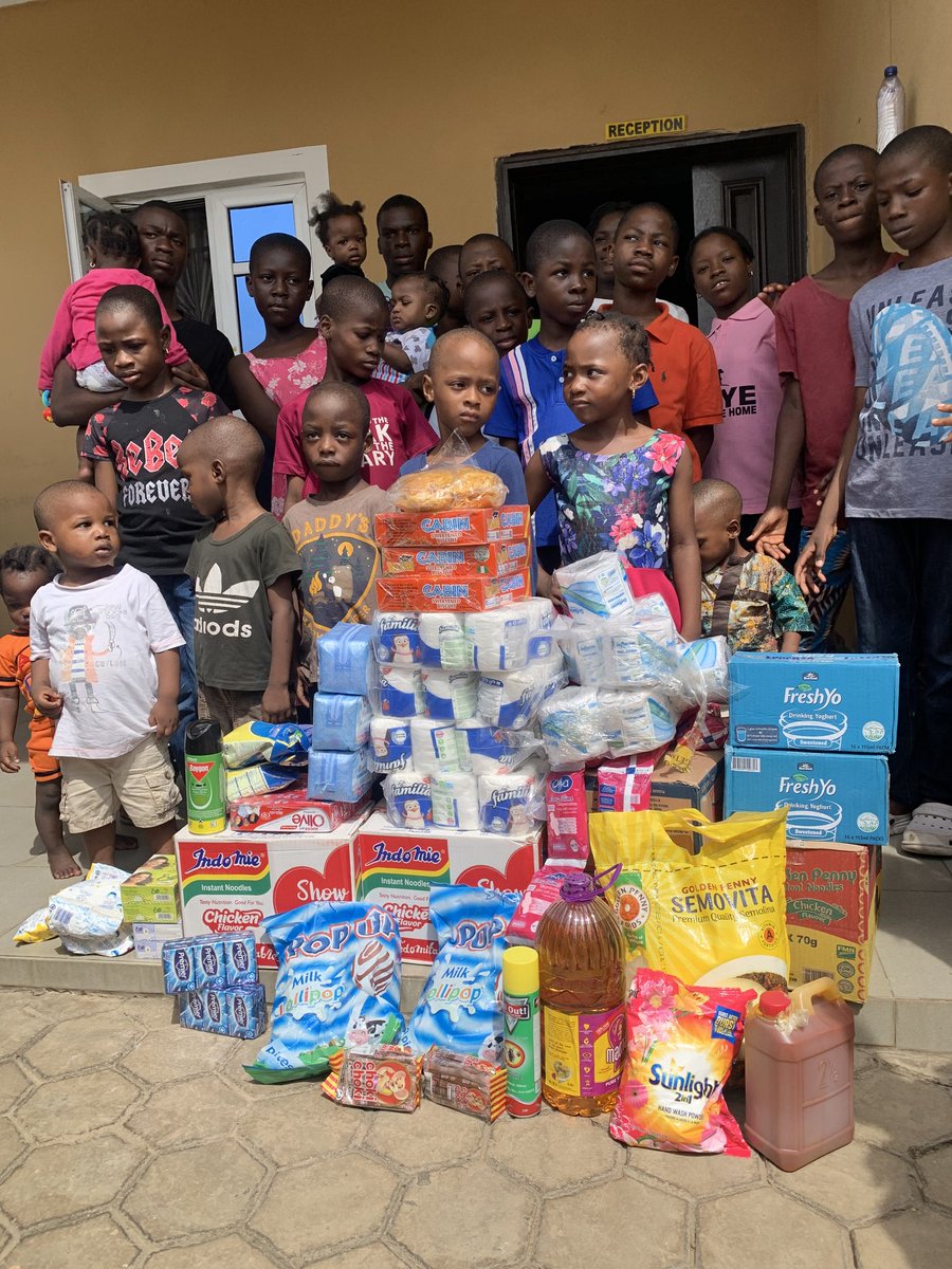 osundodeelcds's tweet photo. It's not how much we give, but how much love we put into giving
#mindthegap_ng
#DODEELCDS
#childrensday https://t.co/ih6CqplJfr