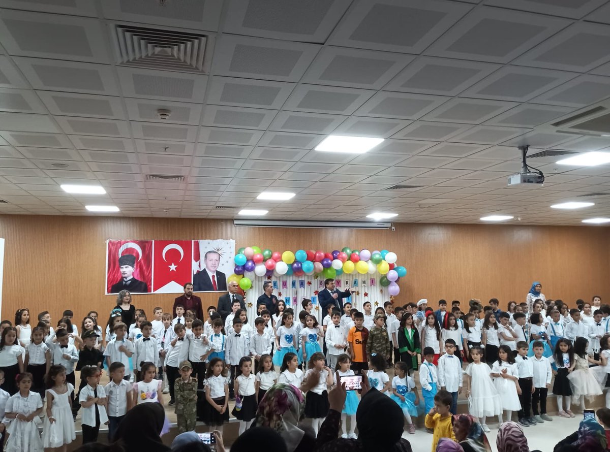 704335I's tweet photo. Okuma bayramı📖📌 @sivasvaliligi  @sivasmem @AslanErguven @Sivas_HEDEF @susehrimem @Erkanyldz_ https://t.co/XLid3JA5SW