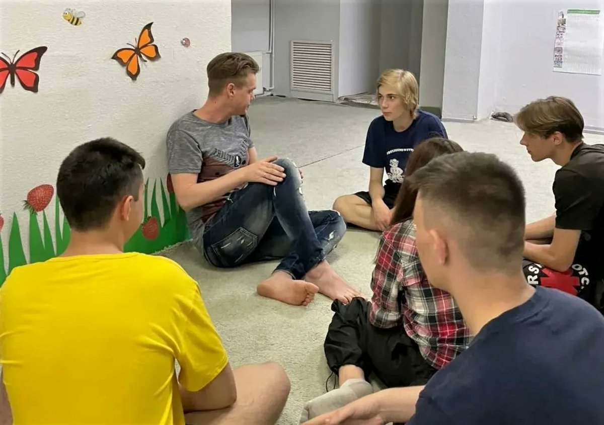 World YMCA (@worldymca) on Twitter photo The YMCA Kremenchuk team is preparing for the development of an eDU Hub. It is part of the "Refugee Skilling and Support" programme supported by Accenture Foundation. Local experts shared their knowledge during an introductory session. <a href="/ymcaeurope/">YMCA Europe</a> <a href="/YMCAUkraine/">YMCA Ukraine ๐บ๐ฆ</a> #ymcas2s The YMCA Kremenchuk team is preparing for the development of an eDU Hub. It is part of the "Refugee Skilling and Support" programme supported by Accenture Foundation. Local experts shared their knowledge during an introductory session. <a href="/ymcaeurope/">YMCA Europe</a> <a href="/YMCAUkraine/">YMCA Ukraine ๐บ๐ฆ</a> #ymcas2s