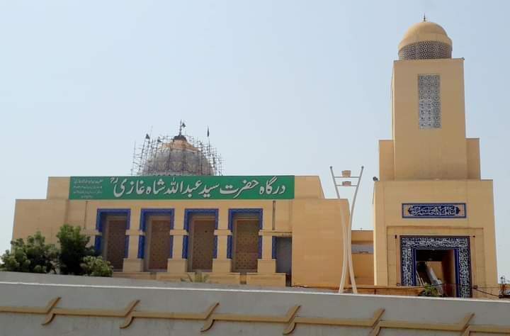 Nothing triggers me more than shirk. If you are a Muslim and you don't get angry when you see shirk, there is something seriously wrong with you.
Surah al anam : 79
کہو :   اللہ ہی تمہیں اس مصیبت سے بھی بچاتا ہے ، اور ہر دوسری تکلیف سے بھی ، پھر بھی تم شرک کرتے ہو ۔