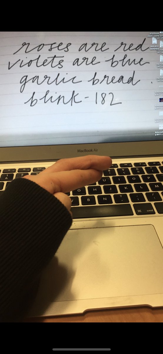 FakePlasticRuby's tweet photo. “Gevarieerd” https://t.co/F3ywbL12sA