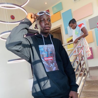 DeykunleD's tweet photo. #NewProfilePic https://t.co/RVjjKUHGB2